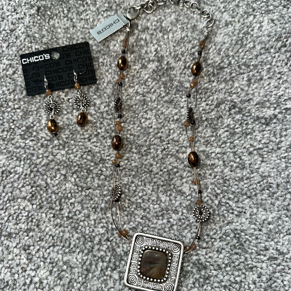 Chicos Jewelry Set